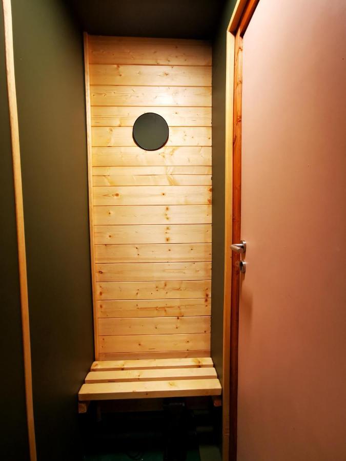 Au Pied Du Trieu, The Glamping Experience Otel Labroye Dış mekan fotoğraf
