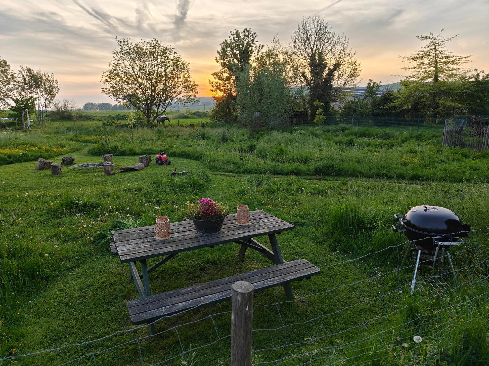 Au Pied Du Trieu, The Glamping Experience Otel Labroye Dış mekan fotoğraf